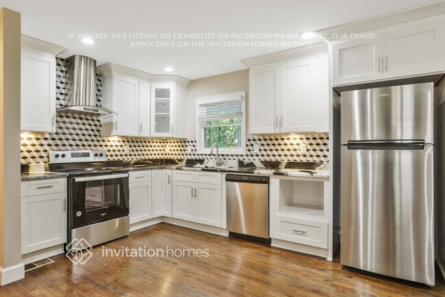 Building Photo - 664 Indigo Ln NW