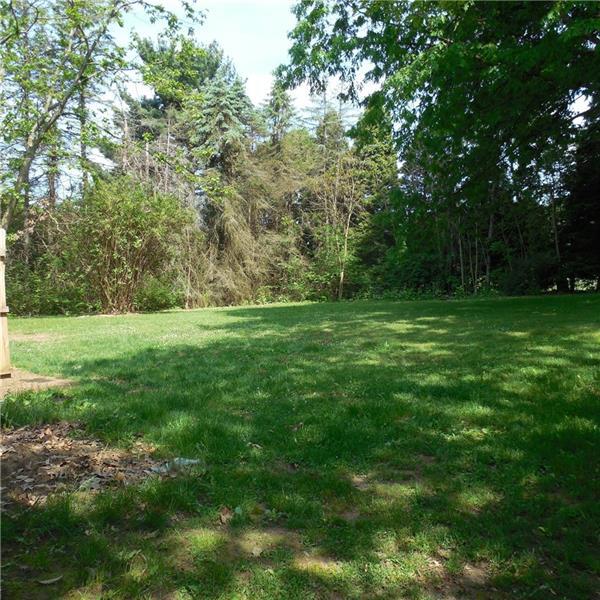 17 E Oakwood Way, New Castle, PA 16105 House Rental in New Castle, PA