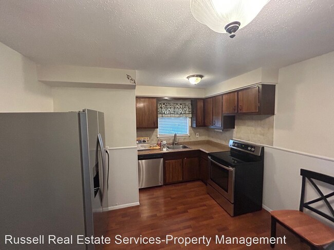 Foto del edificio - 3 br, 1 bath House - 2830 Center Dr