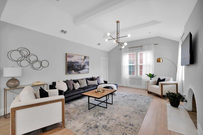 Foto del edificio - 1657 Flagler Ave