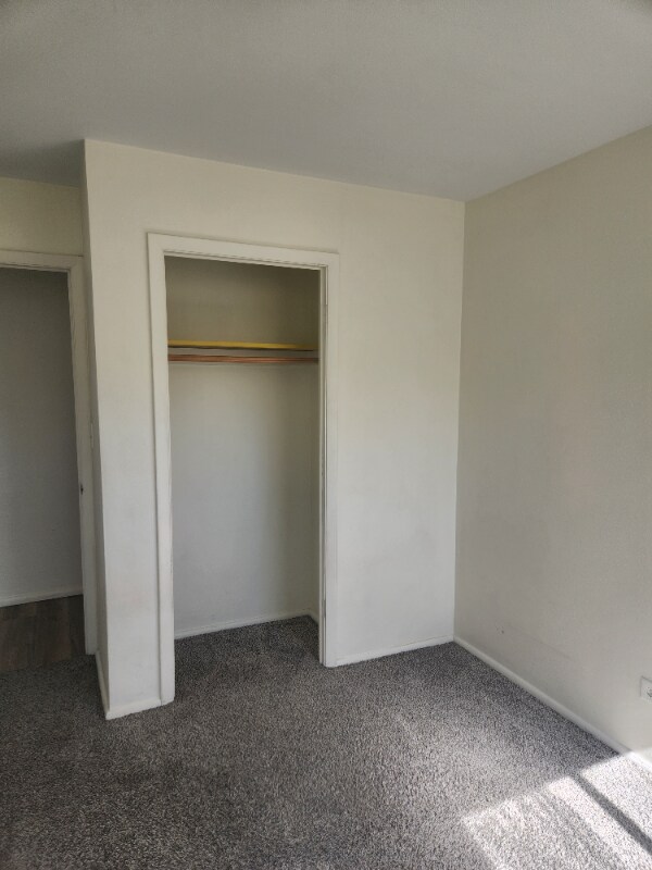Foto del edificio - 3575 N Oakland Ave