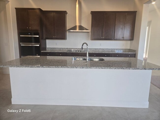 Foto del edificio - 3495 Onslow St