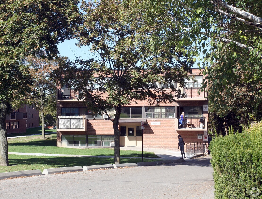 Photo principale - 111-117 Whitburn Cres