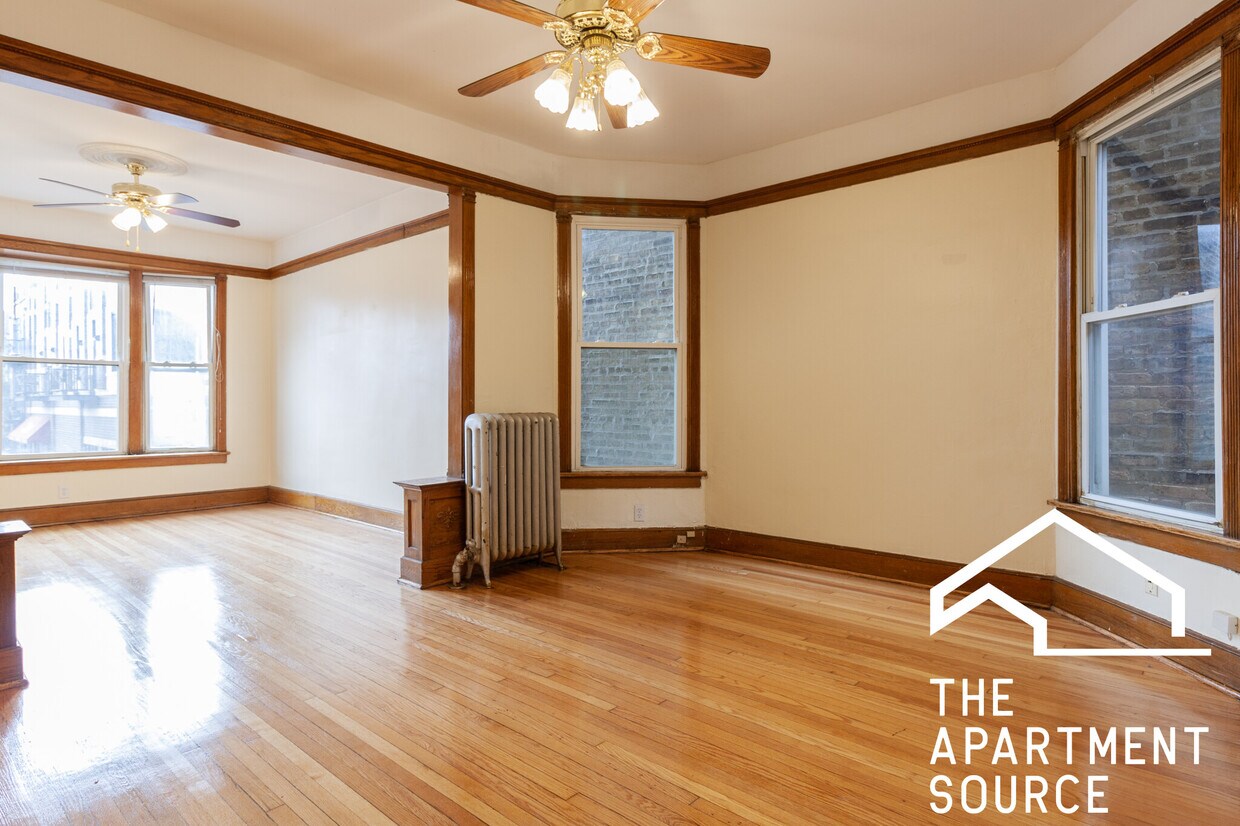 Foto principal - 3326 N Clark St