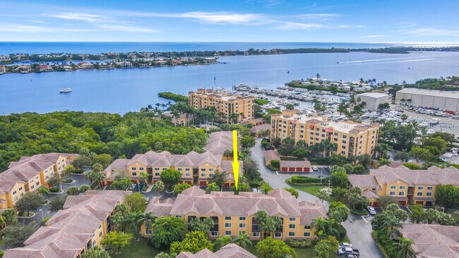 Foto del edificio - 500 Scotia Dr