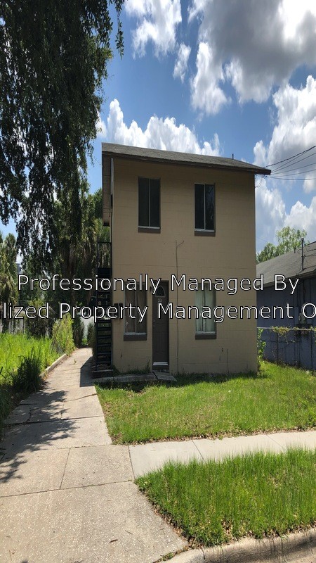 Primary Photo - 419 S Lee Ave
