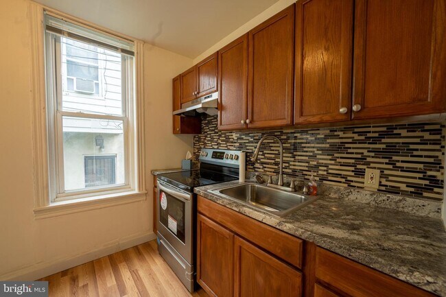 Foto del edificio - 1760 N Lindenwood St