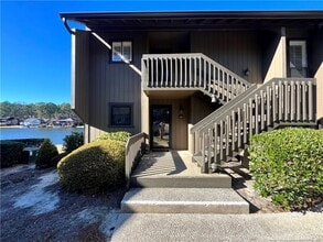 Building Photo - 250 Sugar Gum Ln