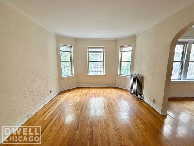 Building Photo - 1430 W Farwell Ave