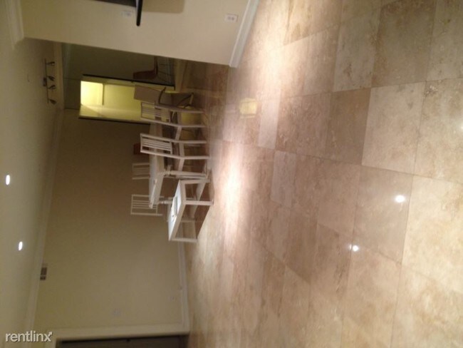 Building Photo - 3 br, 2 bath Condo - 11370 Sunset Boulevard