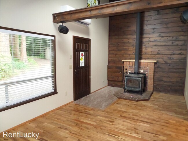 Foto del edificio - 3 br, 2 bath House - 9217 372nd Ave SE #A