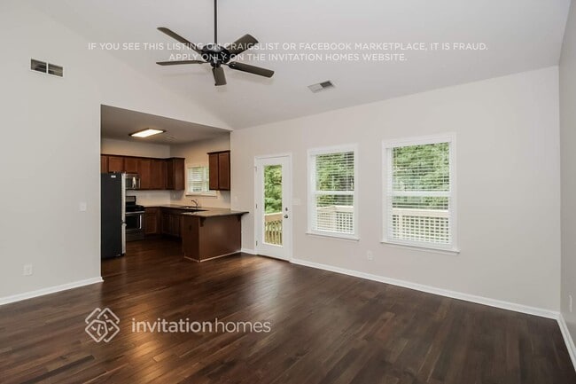 Foto del edificio - 5277 Miranda Way