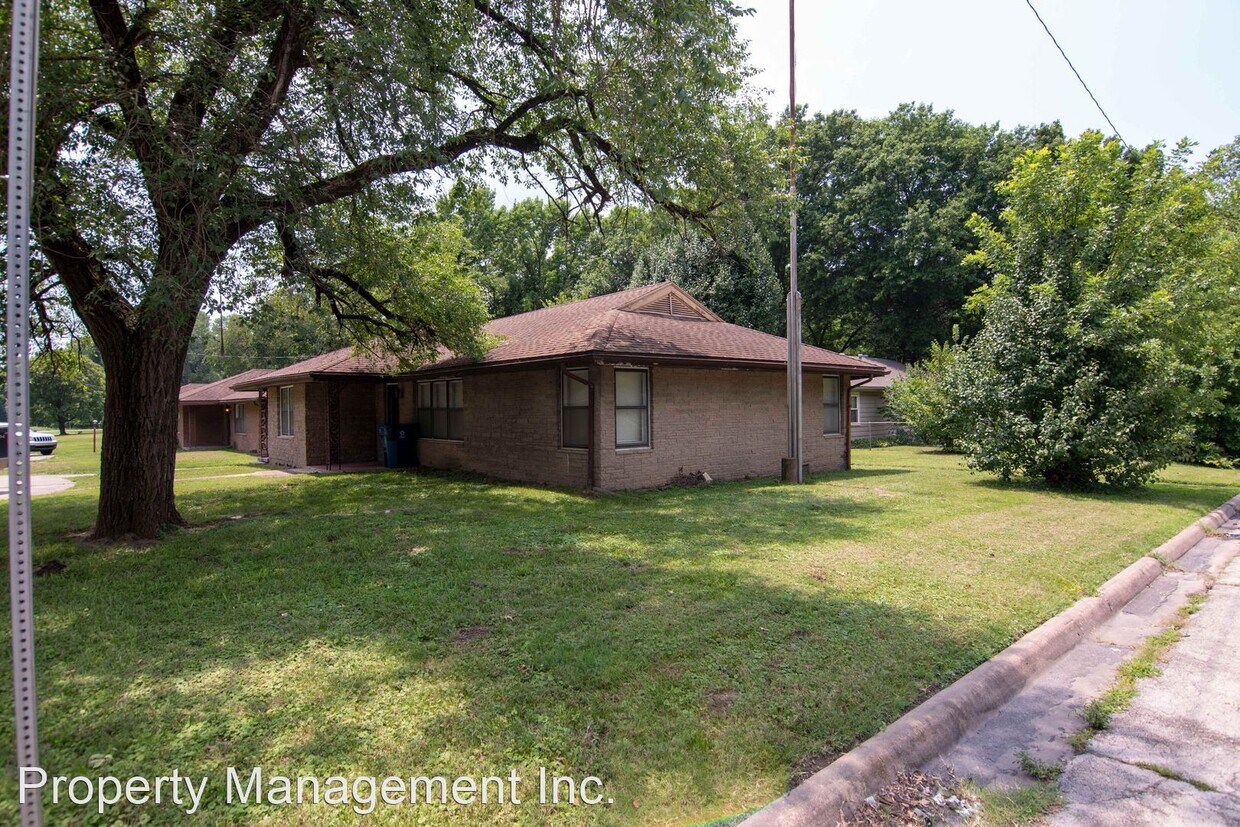 Foto principal - 2 br, 1 bath House - 702 S. Cline
