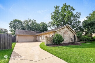 Building Photo - 3519 Golden Tee Ln