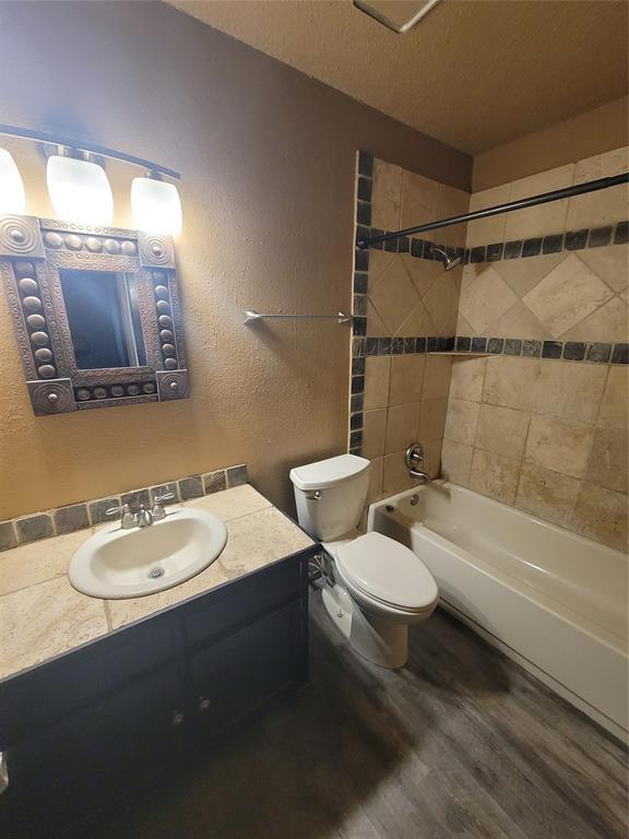Building Photo - 501 Mountain Laurel Dr