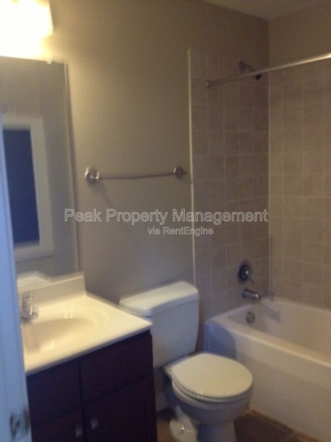 Building Photo - 1201 W City Point Rd