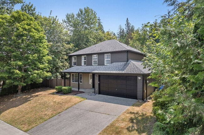 Building Photo - Fully Furnished 4 Bed Puyallup Home – Perf...