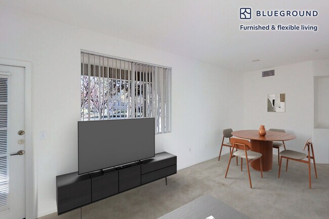 Foto del edificio - 3200 Rubino Dr