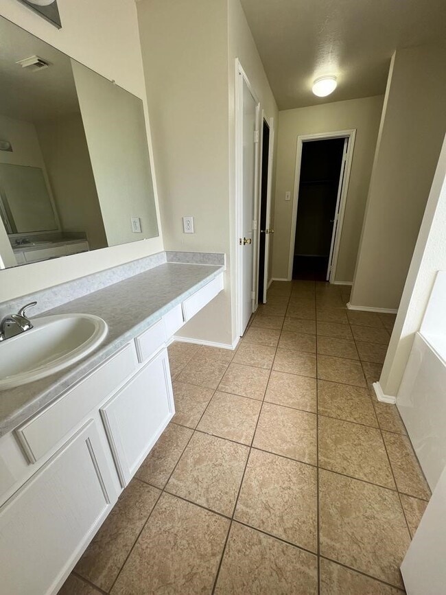 Building Photo - 3302 Coldwater Canyon Ln