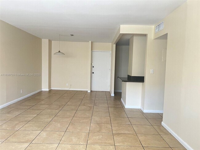 Building Photo - 401 Golden Isles Dr