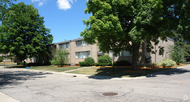 Foto del edificio - East Knolls Apartments