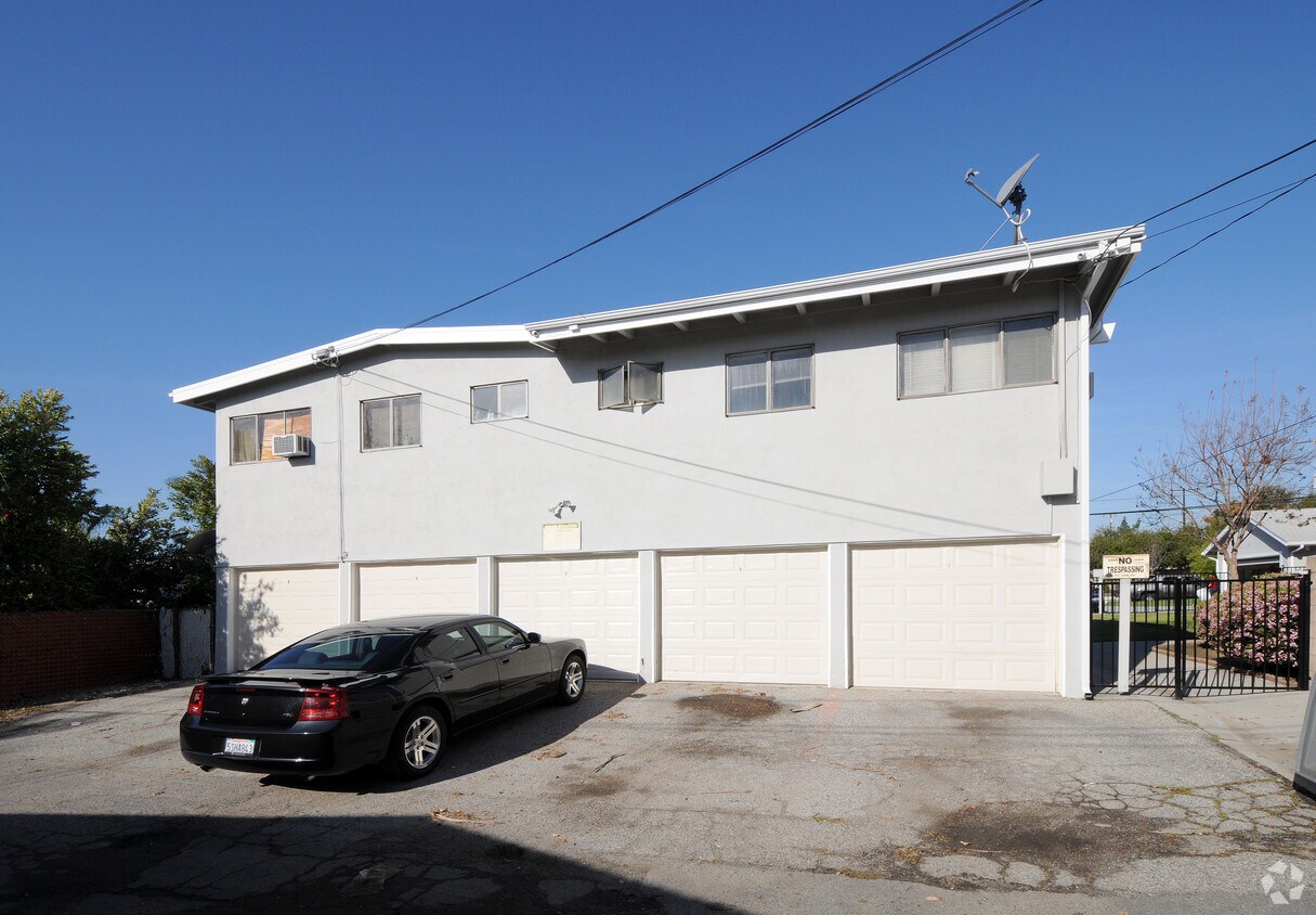 Building Photo - 730-740 N Euclid St