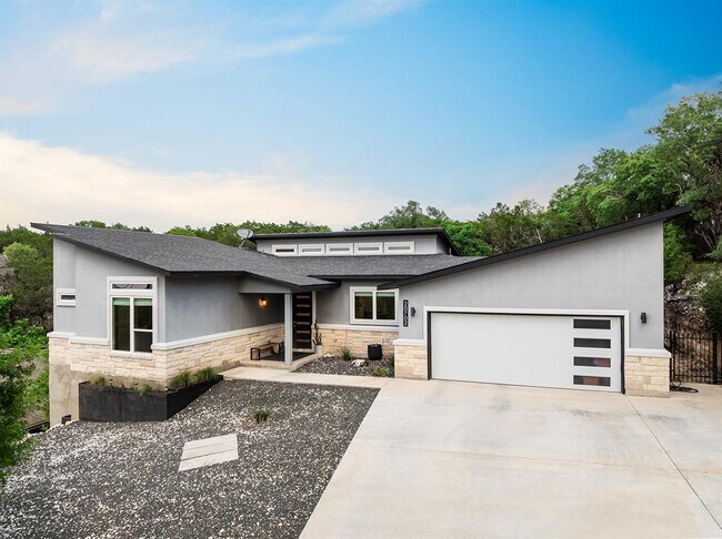 Building Photo - 20702 Post Oak Dr