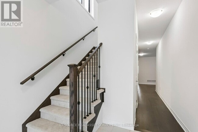 Building Photo - 23 Mayhew Ln