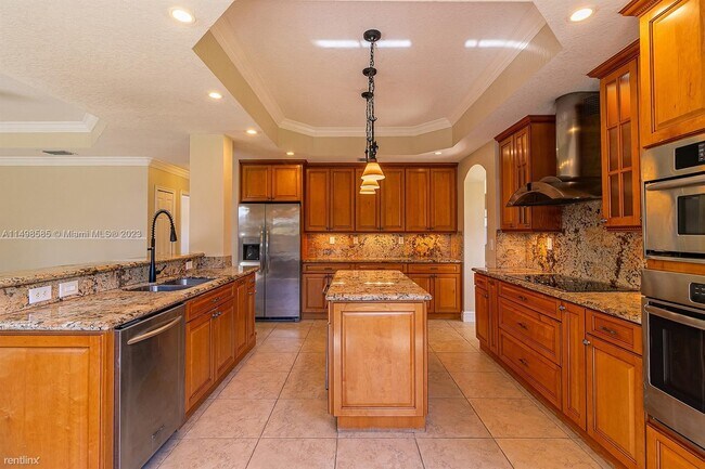 Foto del edificio - 4 br, 3 bath House - 15410 SW 31st Ln