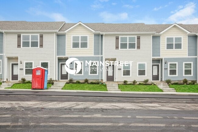 Building Photo - 2 Bedroom Pet-Friendly Home in La Vergne, TN with Main Street Renewal