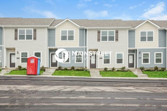 Foto del edificio - 2 Bedroom Pet-Friendly Home in La Vergne, TN with Main Street Renewal
