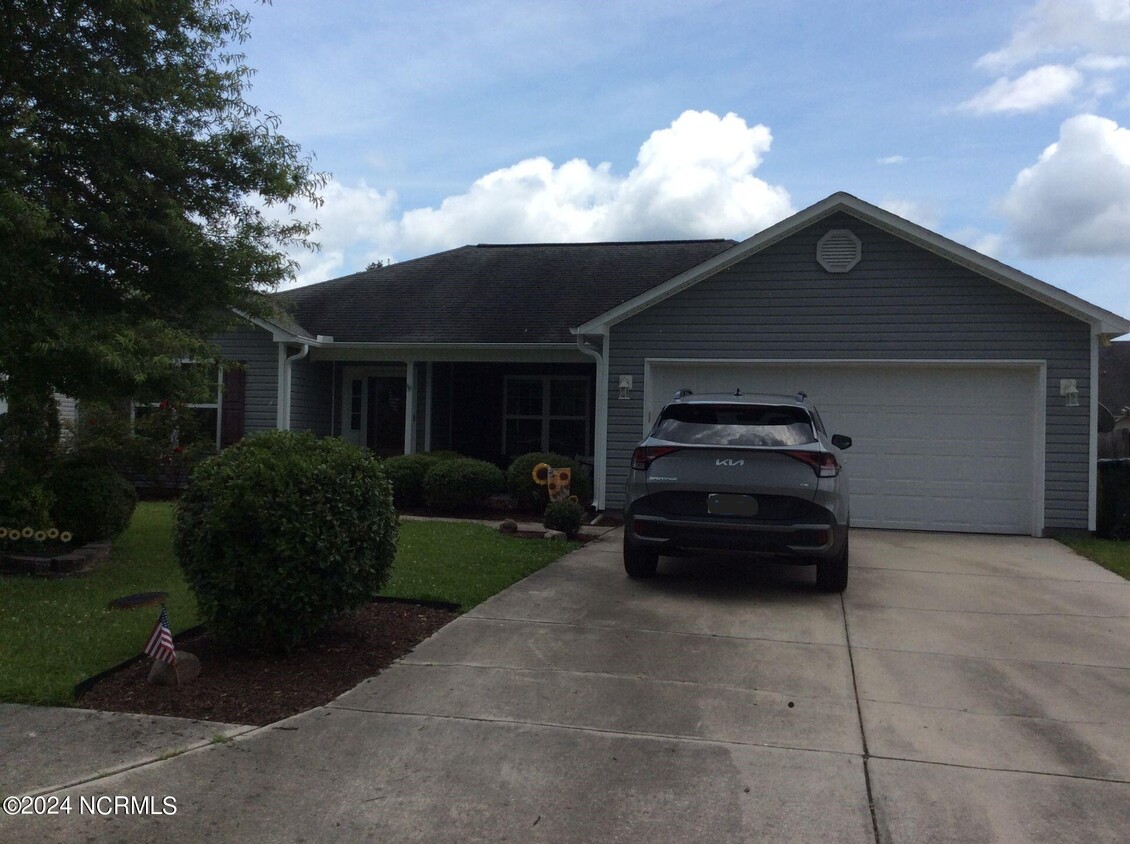 Primary Photo - 2835 Weathersby Dr
