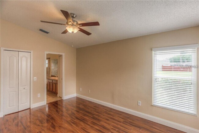 Foto del edificio - 1208 Timber Trace Dr