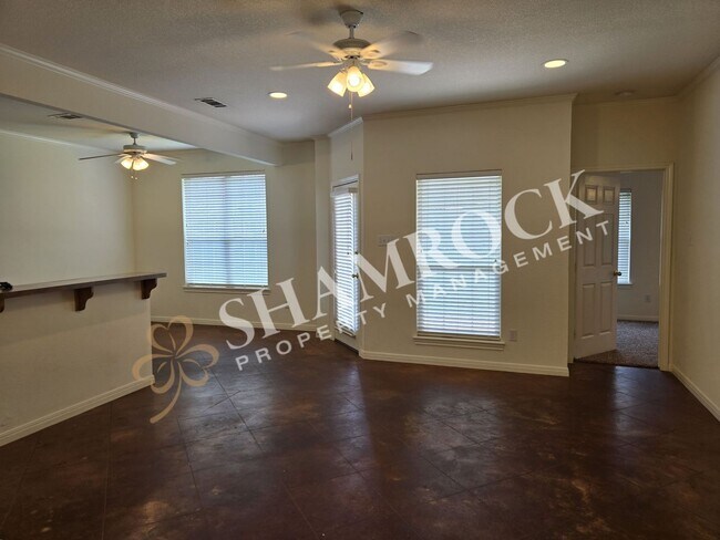 Building Photo - Surrey Ridge Duplex