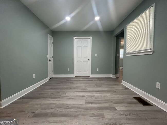 Foto del edificio - 32 Melody Ln NW