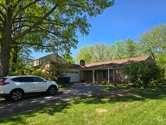 Building Photo - 161 Milwood Dr