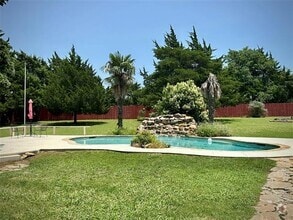 Building Photo - 2610 Jakes Ct