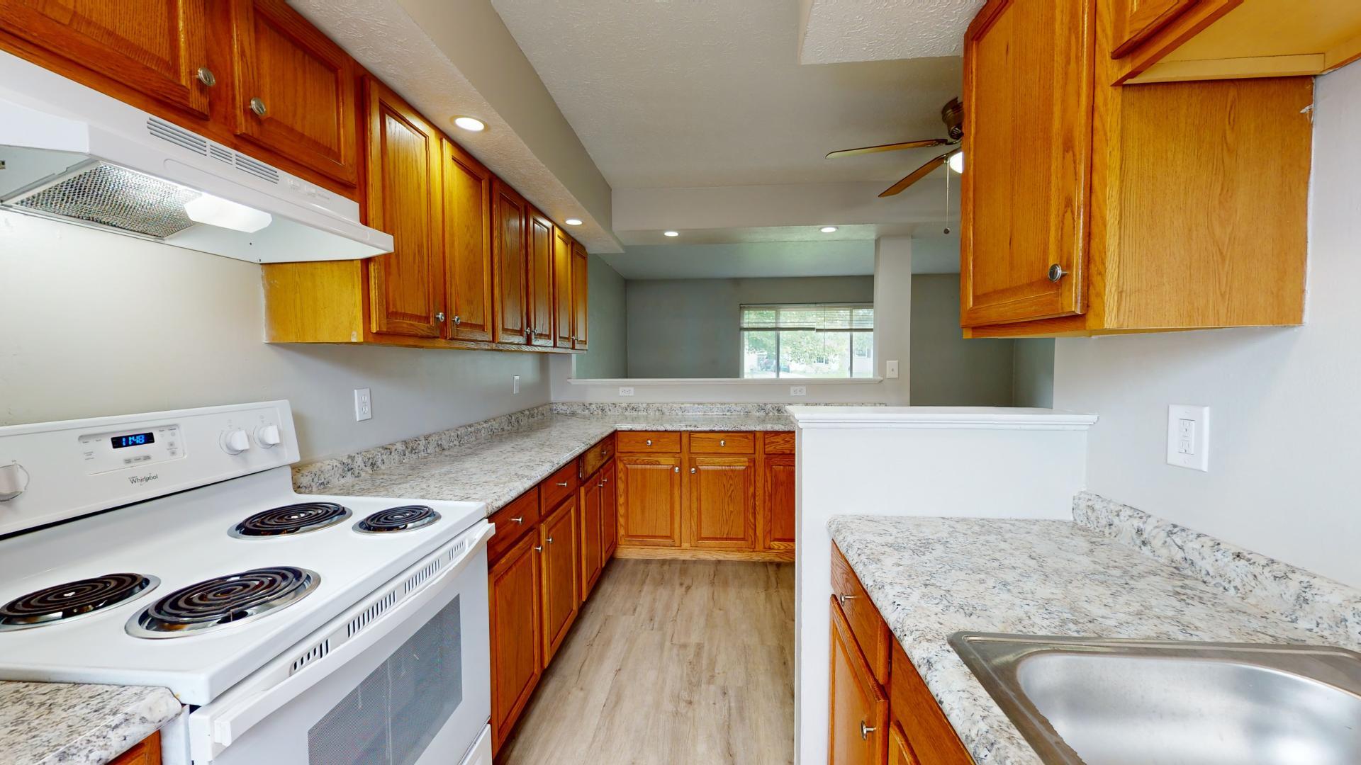 Sunset Townhouses – photo 4