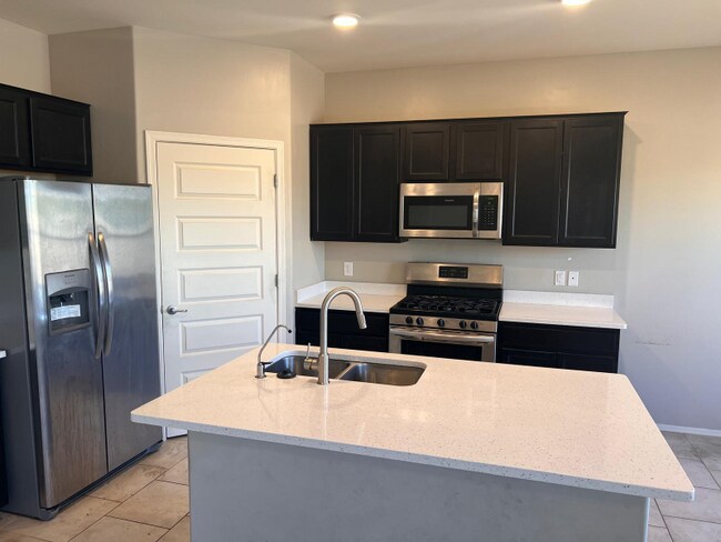 Foto del edificio - 6183 S Water Fountain Dr