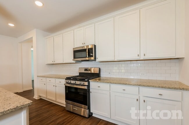 Foto del edificio - 117 Everett Sq