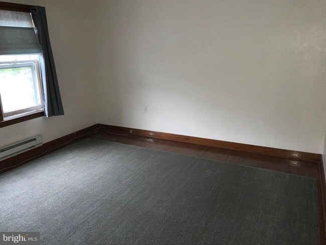 Foto del edificio - 521 E Broad St