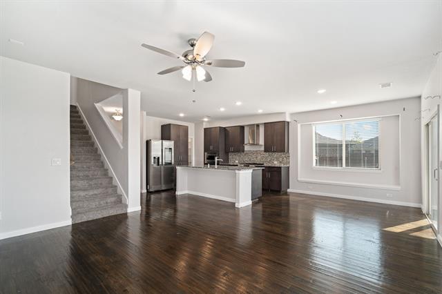Building Photo - 812 Roxby Ct