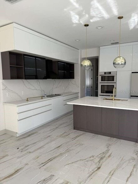 Building Photo - 1916 Merlot Dr