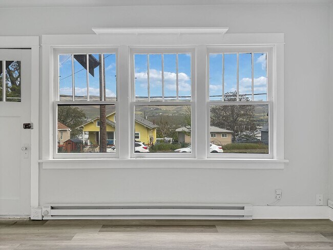 Foto del edificio - Newly Renovated Duplex