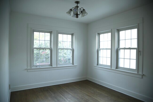 Building Photo - 4765 Dockweiler St