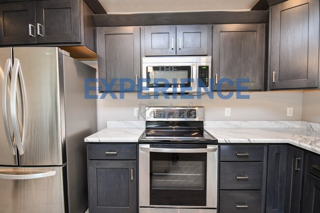 Foto del edificio - 3501 S Outfield Cir