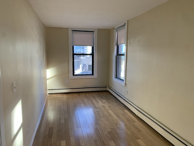 Building Photo - 224 Cambridge St