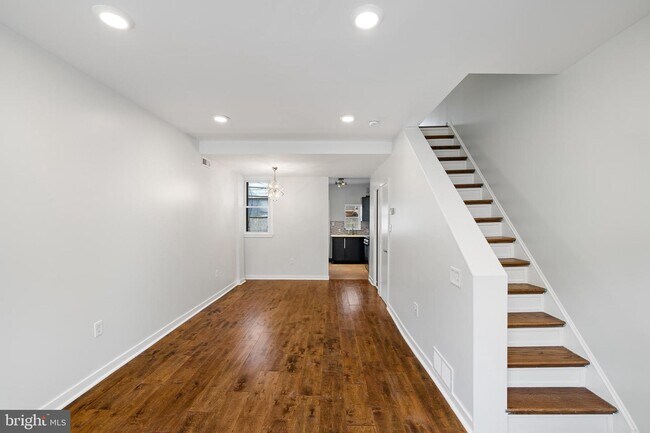 Foto del edificio - 2026 S Chadwick St