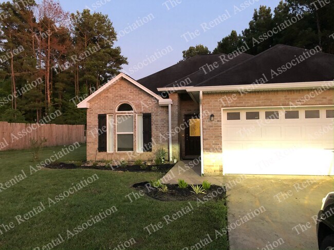 Foto del edificio - 7485 US-80