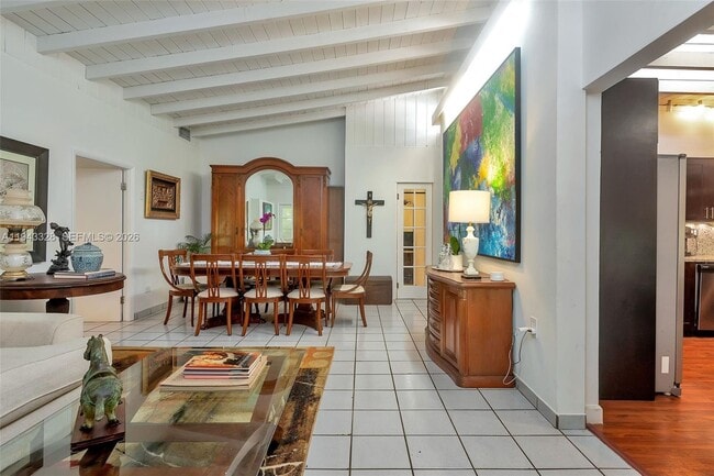 Foto del edificio - 5845 SW 88th St